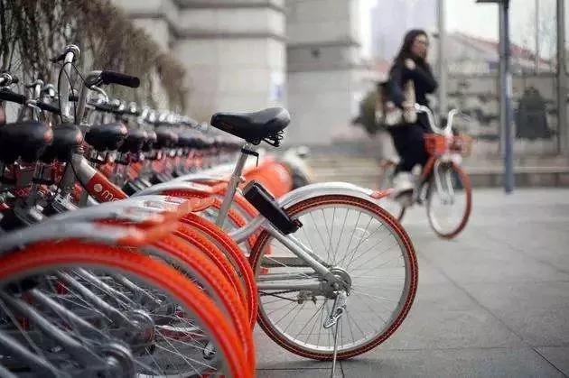 共享单车遭遇的“公地悲剧”