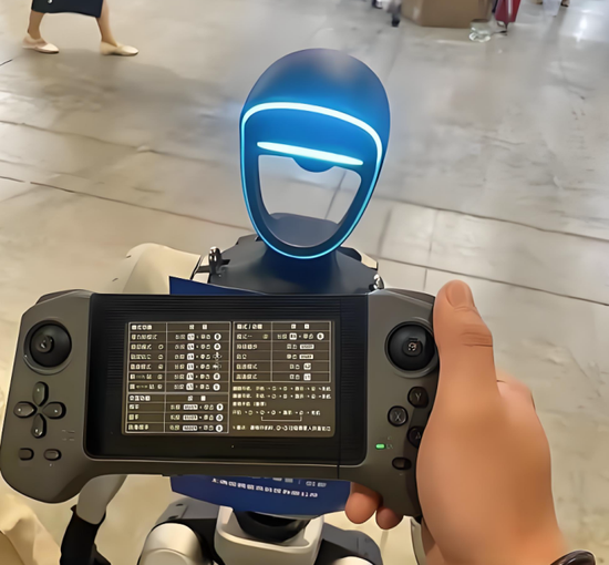 春晚抢天价广告位? 宇树、智元被曝席位之争,投资人开始焦虑了 | BUG