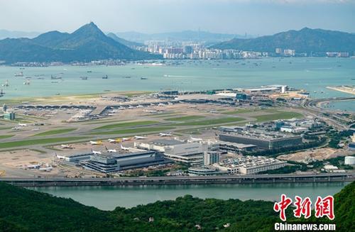 资料图:香港国际机场。#####filter0#####记者 张炜 摄 资料图:香港国际机场。中新社记者 张炜 摄