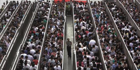 易富贤谈人口视频_易富贤称中国人口危机将在2012年全面爆发(3)