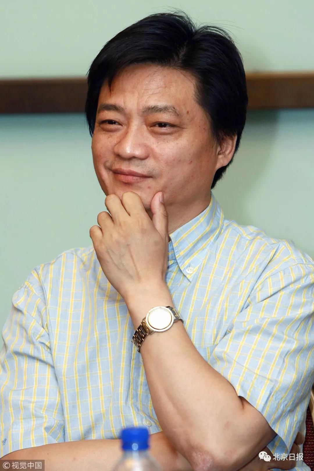 崔永元继续抨击范冰冰冯小刚:很多天价合同都是大腕