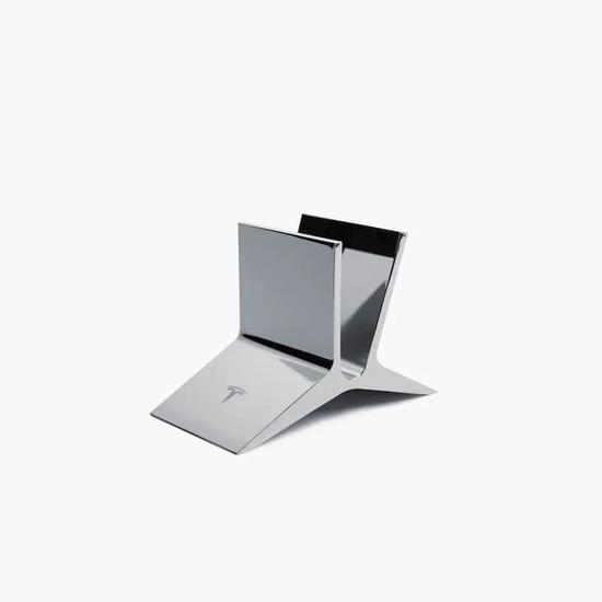 特斯拉神操作:卖空酒瓶779元/个 2天被抢光