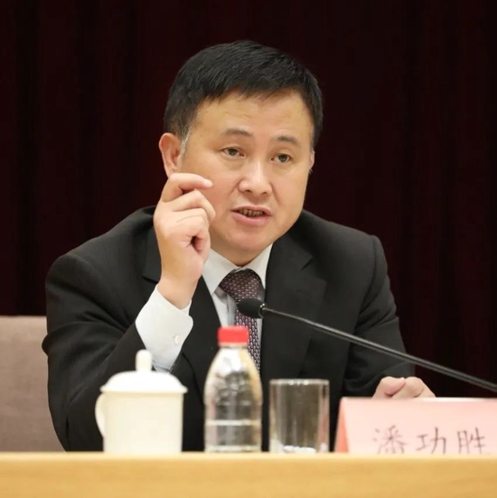央行外汇局举行新闻发布会 解读国务院常务会部署扎实稳住经济的有关金融政策