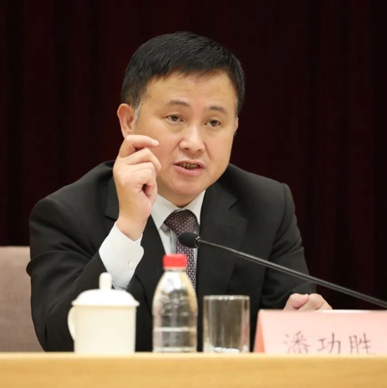 央行外汇局举行新闻发布会 解读国务院常务会部署扎实稳住经济的有关金融政策