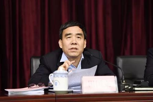 田国立全票再次当选新一届中国银行业协会会长