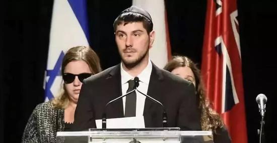 巴里·谢尔曼的儿子乔纳森·谢尔曼