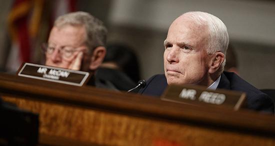 参议员麦凯恩亲人:不想在他的葬礼上看到特朗