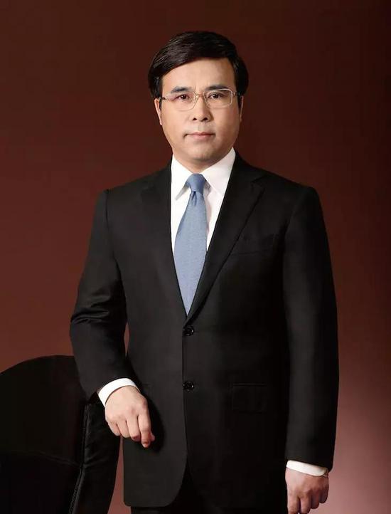 come乐彩手机app|广州白云机场徒手接住轻生女子的武警留院观察!当事人被家属接走