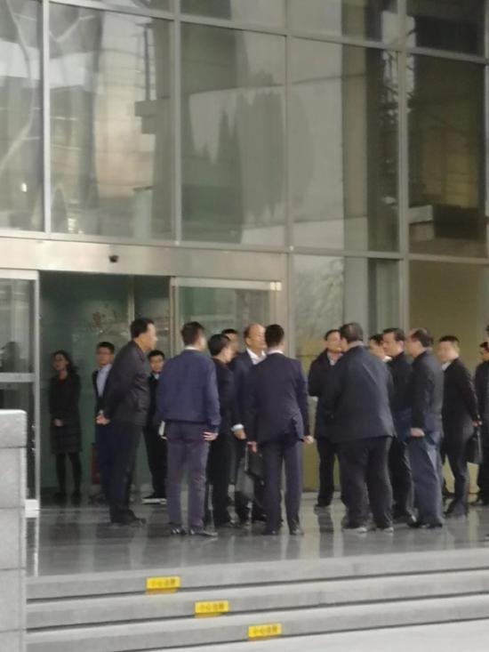 证券时报记者王君晖、易永英 摄影