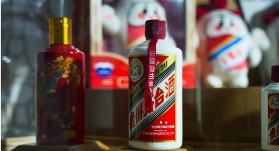 A股690家公司披露半年报,近九成公司实现正增长