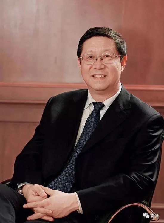 唐双宁:波涛起落载覆舟