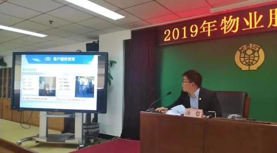 ag平台幕后公司-驱动晚报|工信部:携号转网正式实施 ofo再出退押金新招
