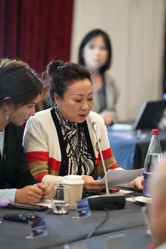 茅台丁雄军：加快推进巴黎公司自营试点，为在欧洲主要城市建设终端门店、海外自营渠道探索更多可行经验