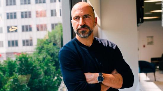  Uber CEO 达拉·科斯罗萨西（Dara Khosrowshahi）。图片来源：CNN