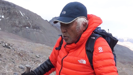 三浦雄一郎,一次次打破他自己创造的世界登顶珠峰的年龄纪录,王石曾想