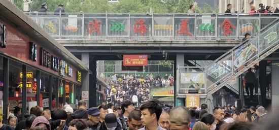 国君淄博烧烤体验纪实：啤酒消费动销有望加速