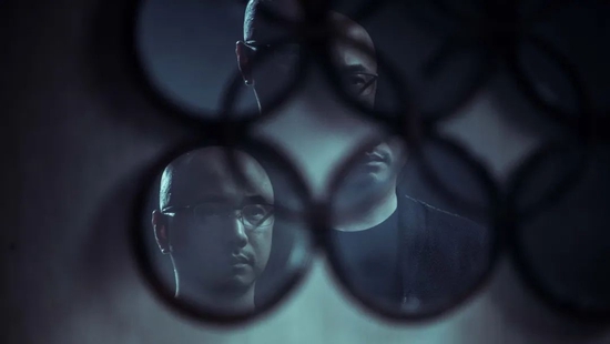 头图丨电影《催眠大师》