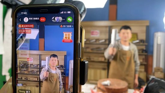 上半年净利润同比增长47%，拼多多做对了什么？