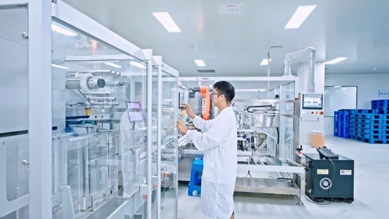 ▲浙江昂利康制药股份有限公司生产车间一角