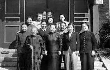 全国人口冯_冯提莫男人装(2)