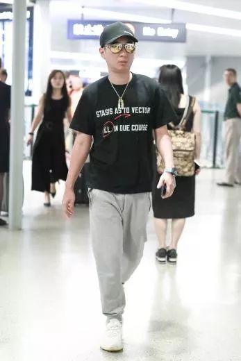 百威平台注册,伊朗将向大西洋派遣军舰 回应美波斯湾军事部署