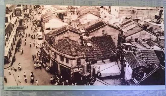 深圳,东门老街。90年代。