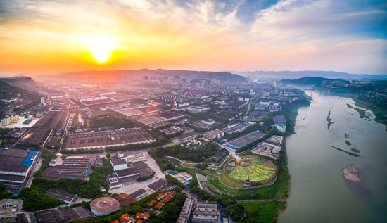 五粮液：连续七年双位数稳健增长，扬帆迈向世界500强