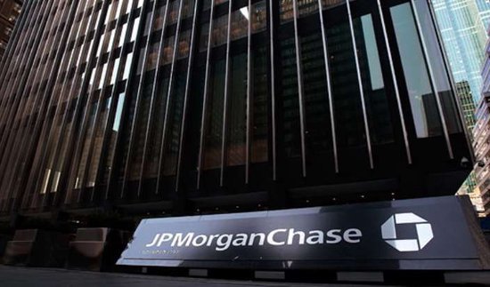 外盘头条：小摩称标普500指数将创纪录新高 分析师料美联储九月不会加息 投资者正以两年来最快速度追涨美股