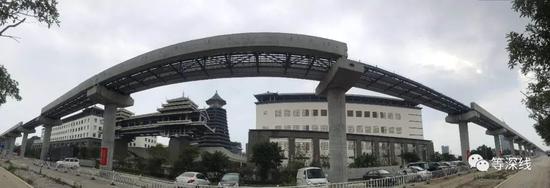 停工中的的云轨项目。 《等深线》记者 孙丽朝 摄影