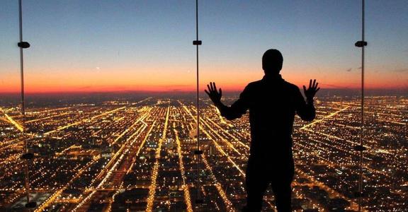 康:在百年大变局中把握打造人类命运共同体主