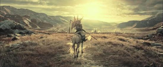  《八佰》此时上映，被视为救市勇士 图片来源：华谊兄弟供图