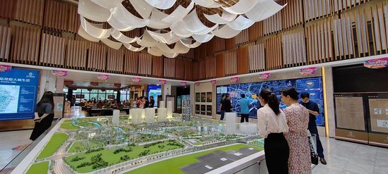 一线楼市中秋国庆长假调研：积极推盘沪广新房活跃 观望渐浓京深整体平淡