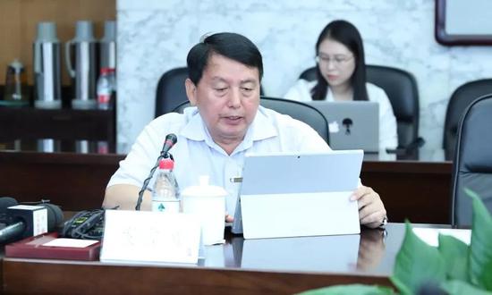 �Ͽ���ѧǰ��У�� ١�Ҷ�