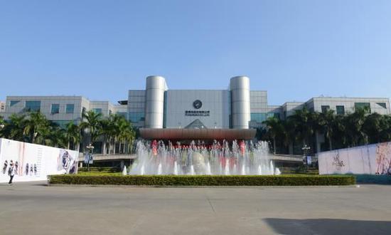 「真人58娱乐场」周六福扩张:加盟店占总营收超8成 商标纠纷风险29条
