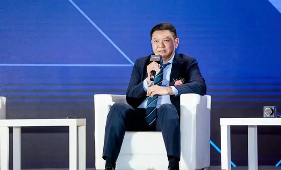 2000亿资产的孔老板，付不出8亿账单了