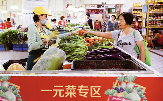赌城娱乐充一元送彩金·2019“威海南海杯”男子优秀组自行车赛道的风姿