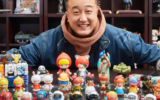 易建联和腾讯万达入股，这家赴港IPO的潮玩公司能迎来辉煌一刻吗？