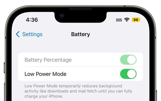 苹果iOS 16 Beta 6低电量模式下新增关闭刘海屏iPhone状态栏电池百分比选项