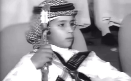 石油帝国，艰难转身