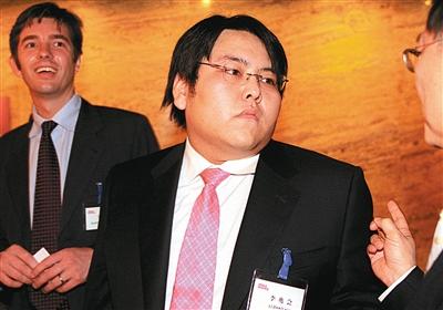 李兆会，1981年生于山西闻喜；2003年1月，接手海鑫钢铁集团，担任集团董事长兼总经理。图/视觉中国