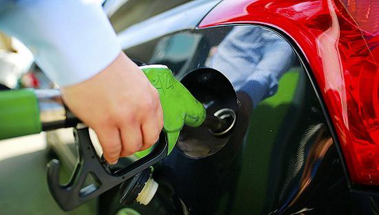 国内成品油价或迎两连跌 汽柴油价格将下调21
