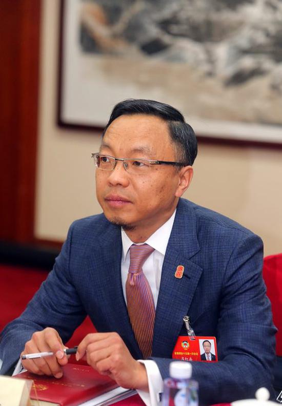 全国政协委员吕红兵