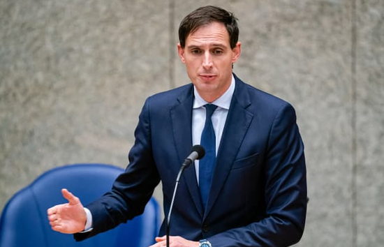 财政大臣英国gdp_英国财政大臣 英国今年GDP增长预计从1.4 升至2