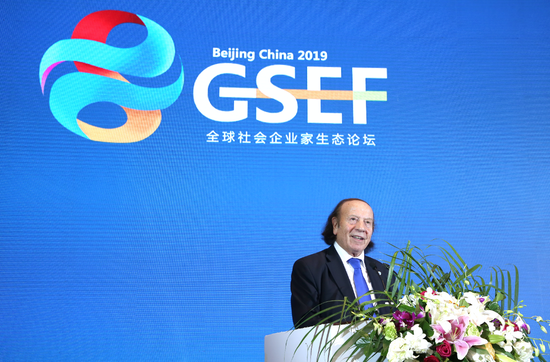 澳门赌场红色筹码|詹姆斯真的后悔来湖人?与他相识超过20年的帕金斯为他发言澄清