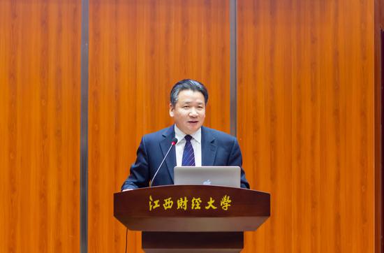 投注真人娱乐手机app·股票入门基础知识:价值10000元钱的股票,买卖一次,会被扣掉多少钱?看不懂请尽早退出股市