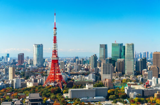 日本经济在内外交困下表现相对良好