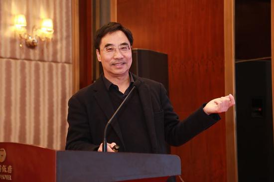 对外经贸大学教授 王国军