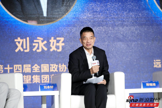 刘永好：深入一线，让听得见炮火的干部指挥战斗