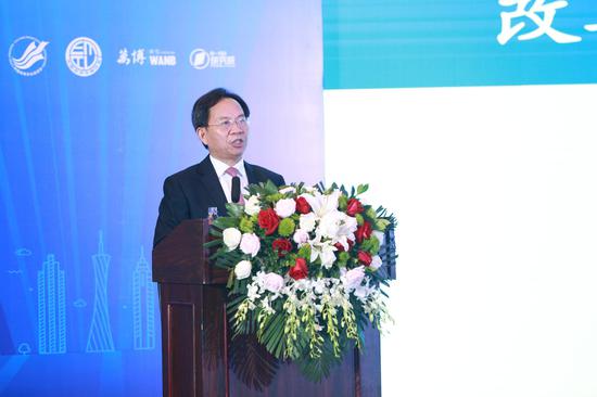 著名经济学家、阳光资产首席战略官邱晓华
