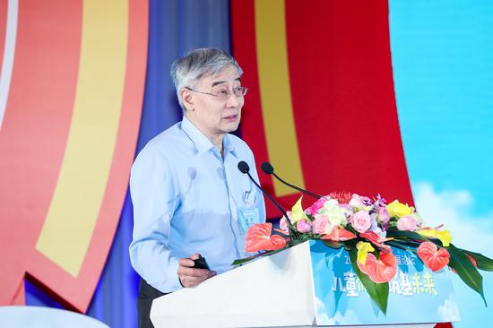 国家教育咨询委员会秘书长、教育部教育发展研究中心原主任张力